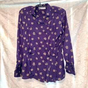 Stuart Lang Purple with Beige Pattern Throughout Button Top size 6